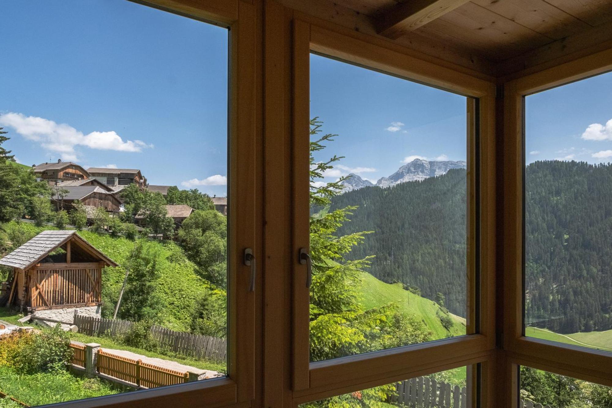 Ciasa Iachin - Dolomites Dream Retreat Apartment San Martino in Badia Exterior photo